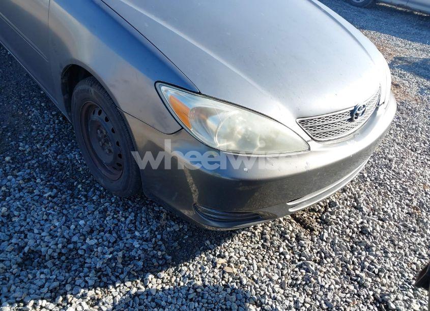 Photo 6 of 2004 Toyota Camry LE (VIN 4T1BE32K34U869146)