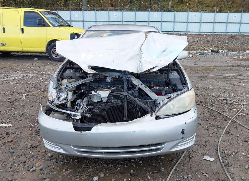 Photo 12 of 2004 Toyota Camry LE (VIN 4T1BE32K34U915199)