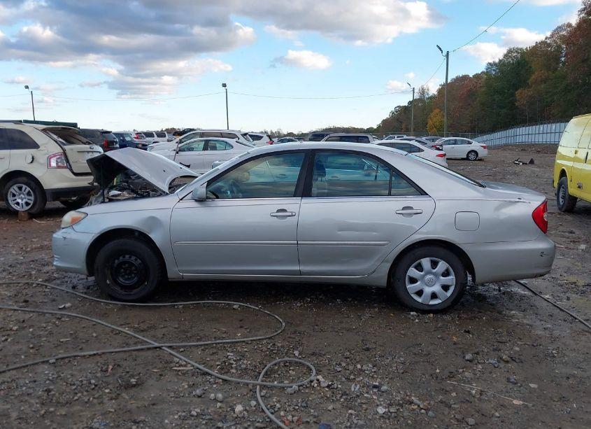 Photo 14 of 2004 Toyota Camry LE (VIN 4T1BE32K34U915199)