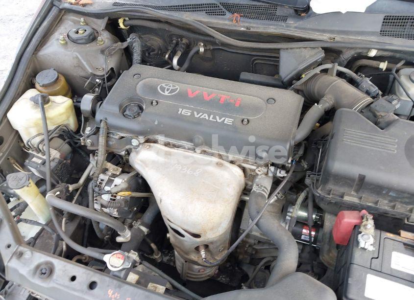 Photo 10 of 2004 Toyota Camry XLE (VIN 4T1BE32K34U920533)