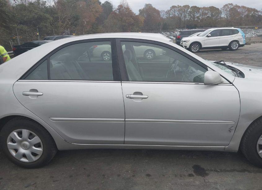 Photo 13 of 2004 Toyota Camry LE (VIN 4T1BE32K34U925120)