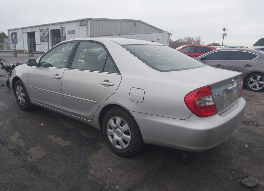 Photo 3 of 2004 Toyota Camry LE (VIN 4T1BE32K34U925120)