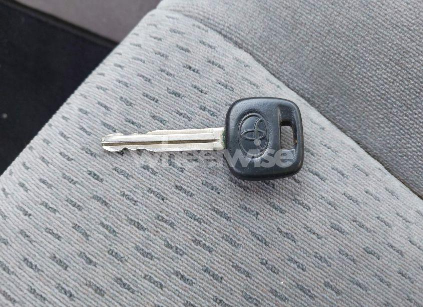 Photo 11 of 2004 Toyota Camry LE (VIN 4T1BE32K34U935386)