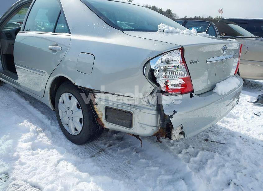 Photo 6 of 2004 Toyota Camry LE (VIN 4T1BE32K34U935386)