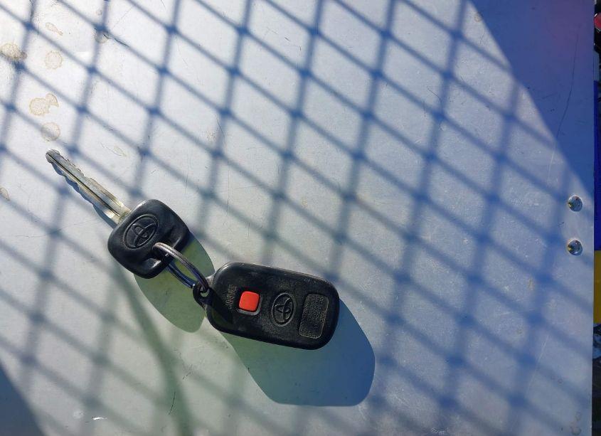 Photo 11 of 2004 Toyota Camry LE (VIN 4T1BE32K34U935789)