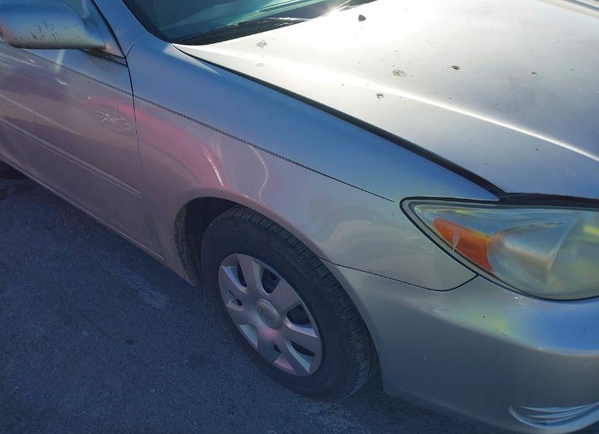 Photo 14 of 2004 Toyota Camry LE (VIN 4T1BE32K34U935789)