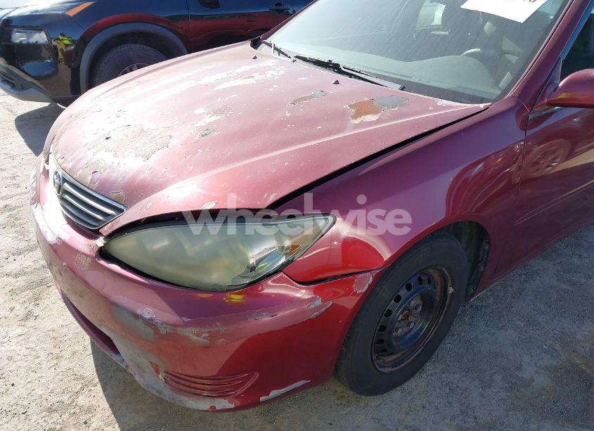 Photo 6 of 2005 Toyota Camry LE (VIN 4T1BE32K35U003867)