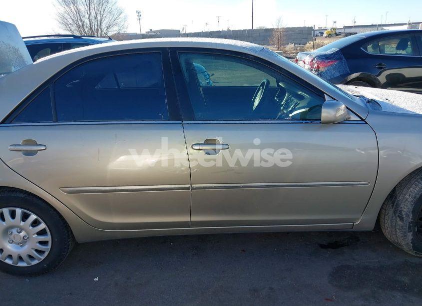 Photo 12 of 2005 Toyota Camry XLE (VIN 4T1BE32K35U062661)