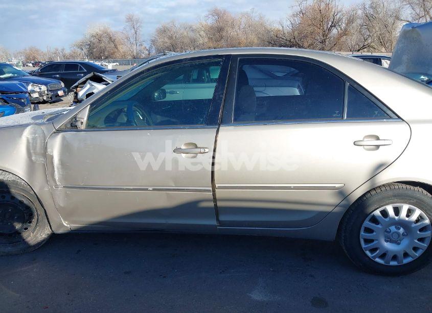 Photo 13 of 2005 Toyota Camry XLE (VIN 4T1BE32K35U062661)