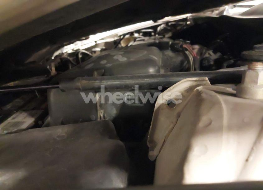 Photo 10 of 2005 Toyota Camry LE (VIN 4T1BE32K35U083199)