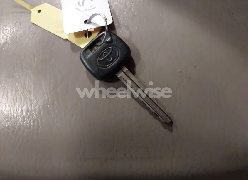 Photo 11 of 2005 Toyota Camry LE (VIN 4T1BE32K35U083199)