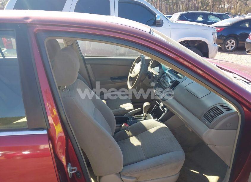 Photo 5 of 2005 Toyota Camry LE/XLE/SE (VIN 4T1BE32K35U087186)