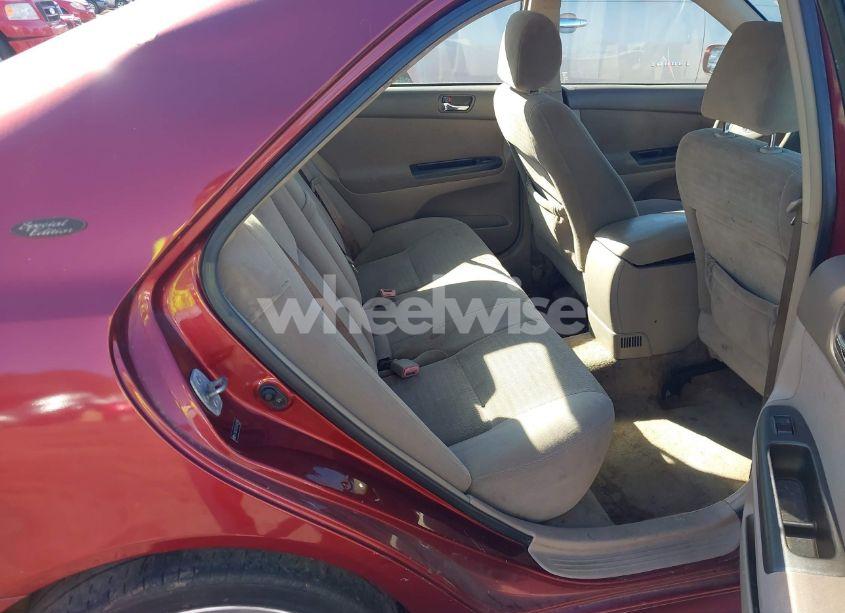 Photo 8 of 2005 Toyota Camry LE/XLE/SE (VIN 4T1BE32K35U087186)