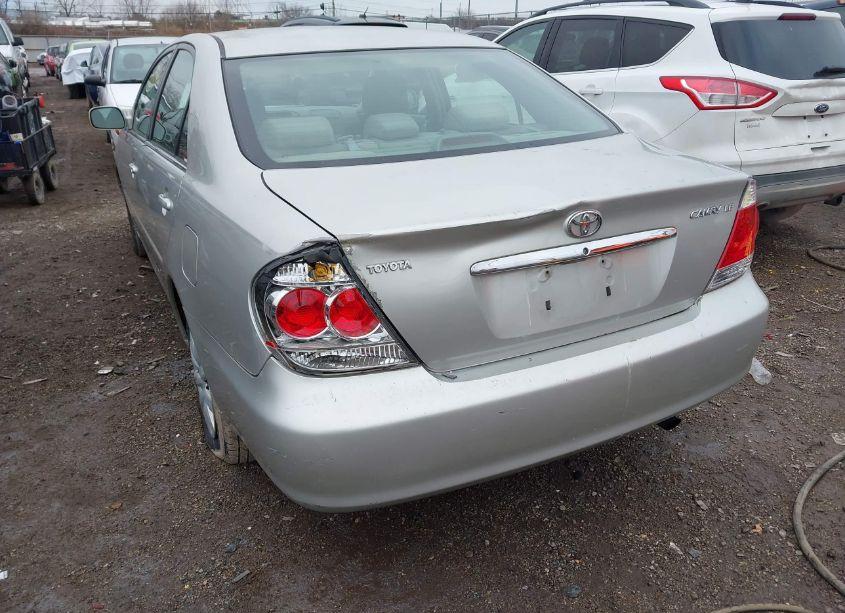 Photo 6 of 2005 Toyota Camry LE (VIN 4T1BE32K35U416923)