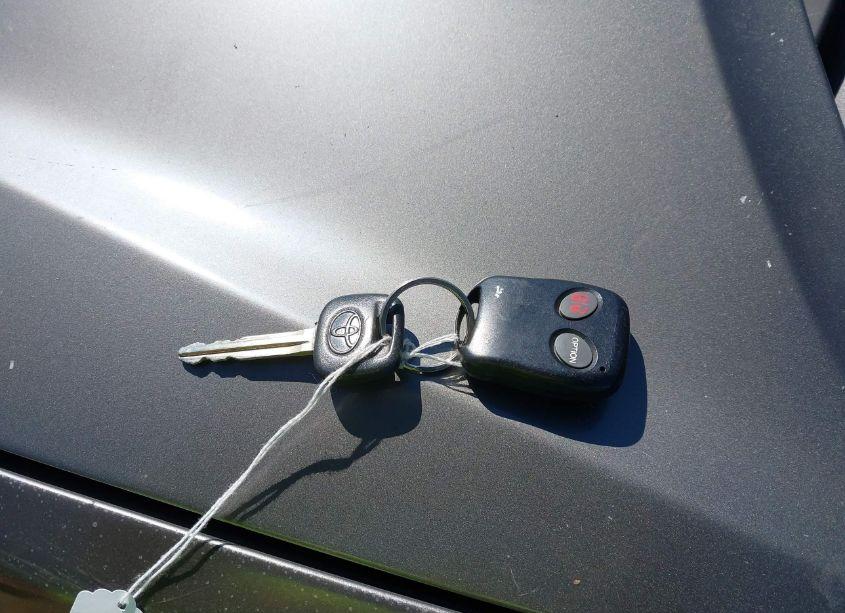 Photo 11 of 2005 Toyota Camry STD (VIN 4T1BE32K35U502619)