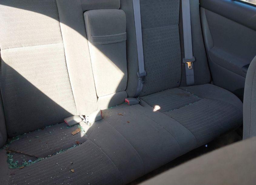 Photo 8 of 2005 Toyota Camry STD (VIN 4T1BE32K35U502619)