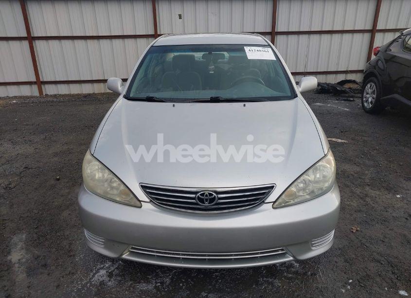 Photo 12 of 2005 Toyota Camry LE (VIN 4T1BE32K35U509568)