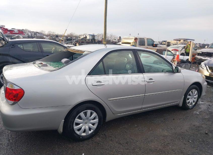 Photo 21 of 2005 Toyota Camry LE (VIN 4T1BE32K35U509568)