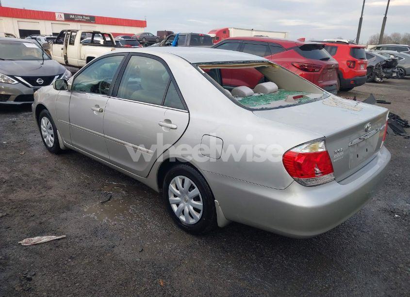 Photo 3 of 2005 Toyota Camry LE (VIN 4T1BE32K35U509568)