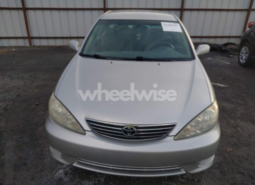 Photo 6 of 2005 Toyota Camry LE (VIN 4T1BE32K35U509568)