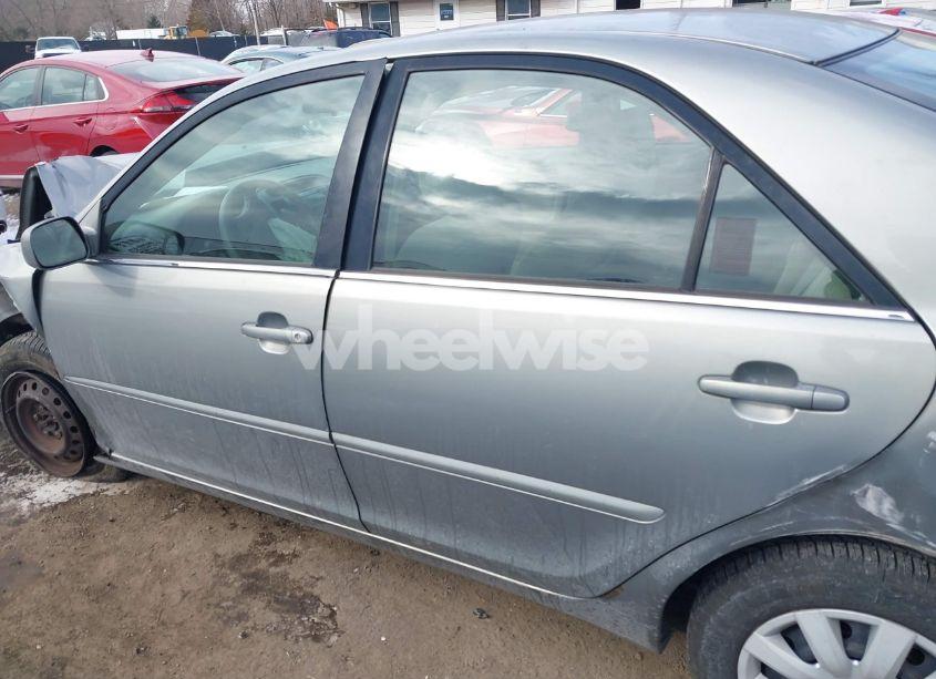 Photo 14 of 2005 Toyota Camry LE (VIN 4T1BE32K35U524801)