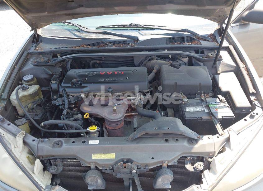 Photo 10 of 2005 Toyota Camry SE (VIN 4T1BE32K35U528105)