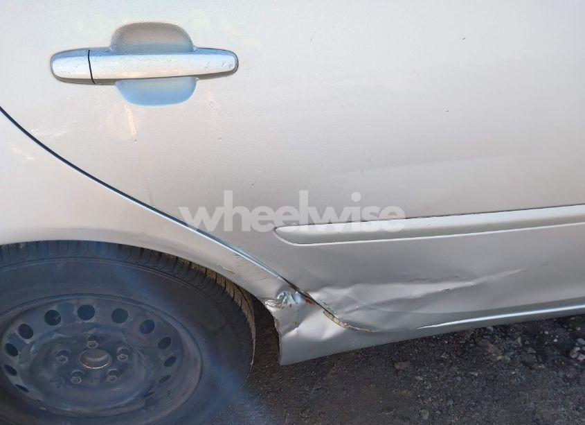 Photo 13 of 2005 Toyota Camry SE (VIN 4T1BE32K35U531683)