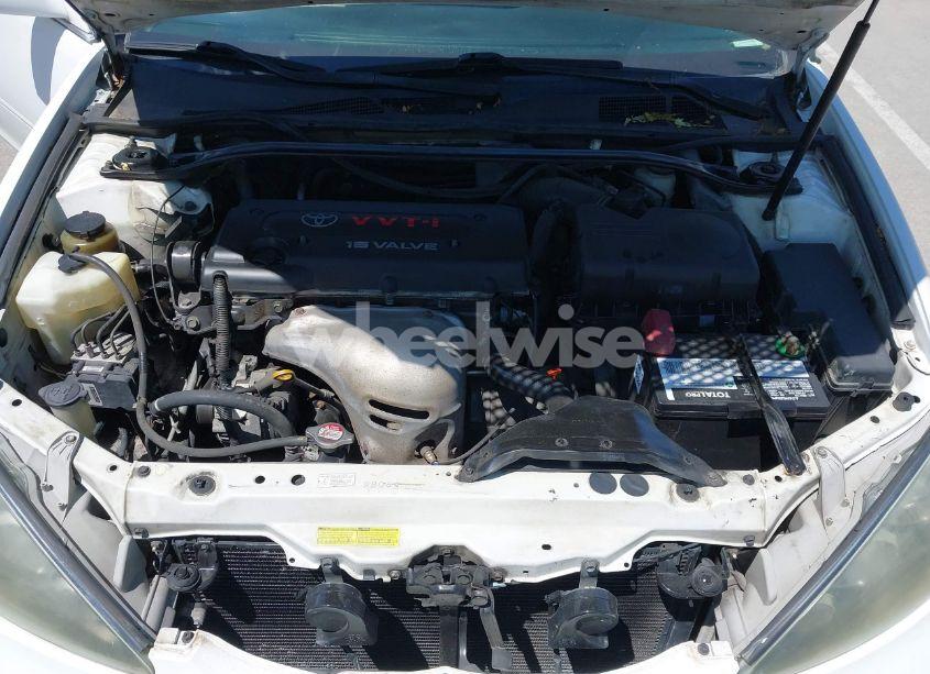 Photo 10 of 2005 Toyota Camry LE/SE/STD/XLE (VIN 4T1BE32K35U545888)