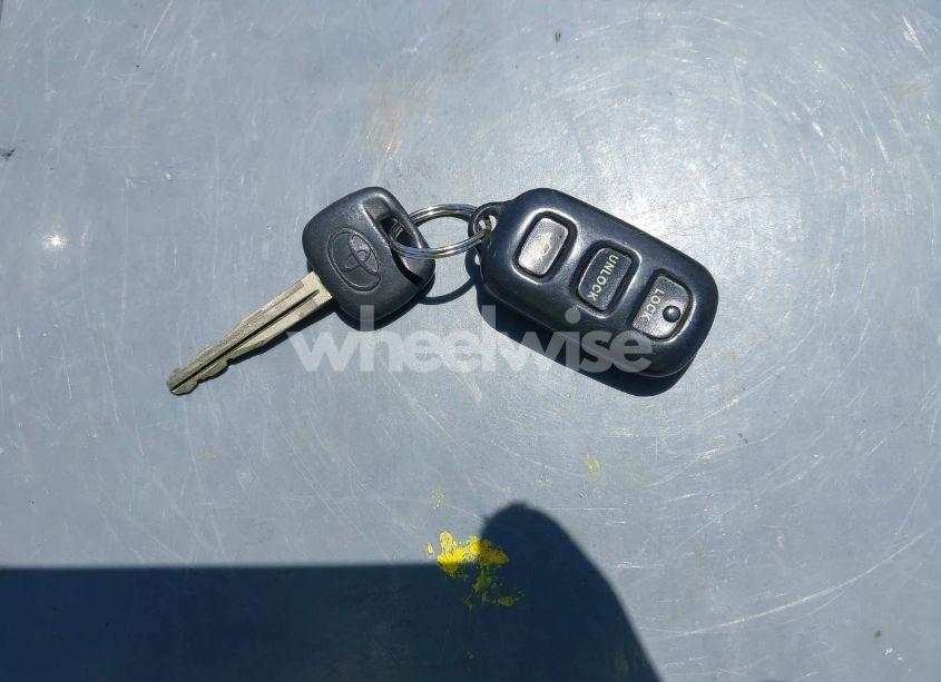 Photo 11 of 2005 Toyota Camry LE/SE/STD/XLE (VIN 4T1BE32K35U545888)