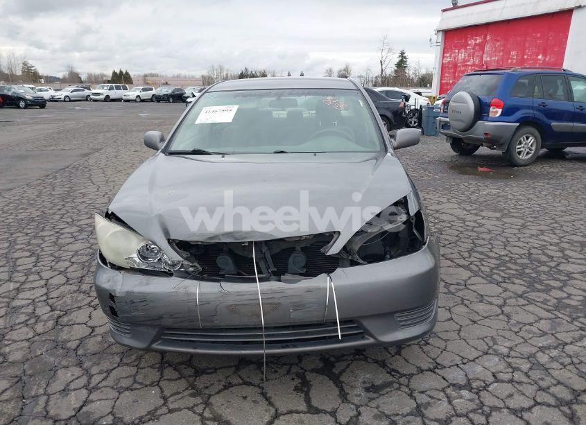 Photo 13 of 2005 Toyota Camry LE (VIN 4T1BE32K35U555837)