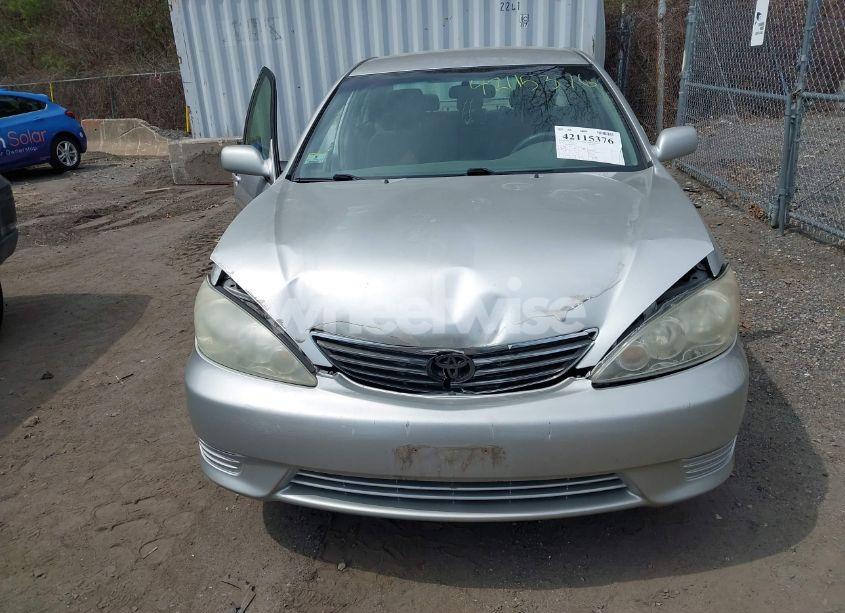Photo 12 of 2005 Toyota Camry LE (VIN 4T1BE32K35U558947)