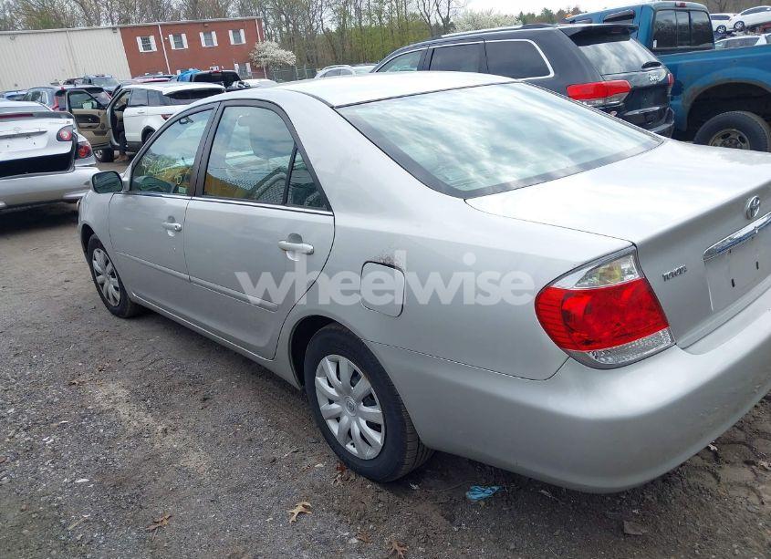 Photo 14 of 2005 Toyota Camry LE (VIN 4T1BE32K35U558947)