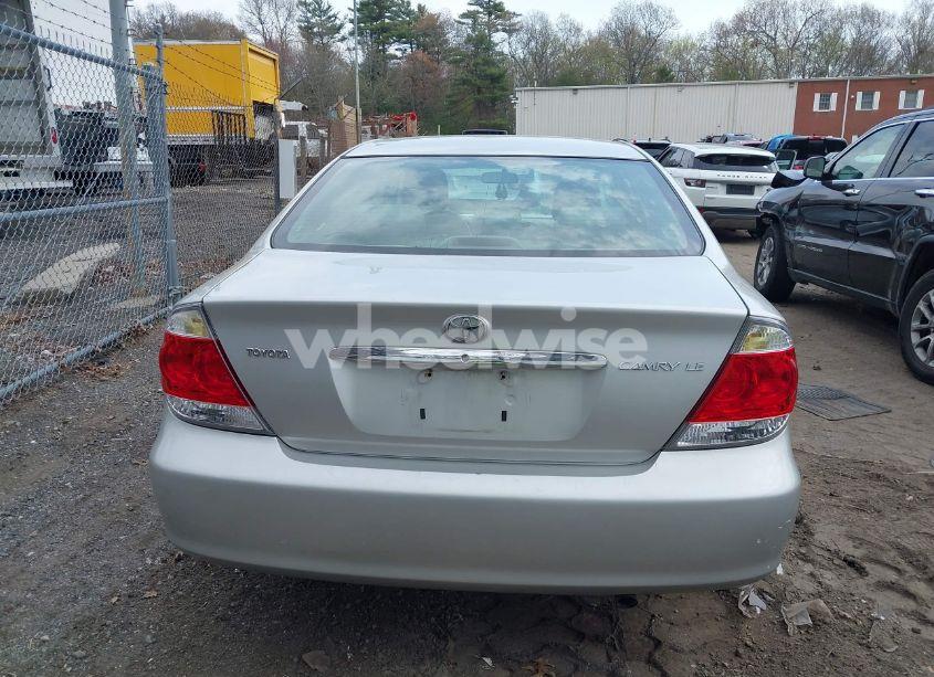 Photo 16 of 2005 Toyota Camry LE (VIN 4T1BE32K35U558947)