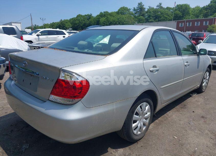 Photo 4 of 2005 Toyota Camry LE (VIN 4T1BE32K35U572220)