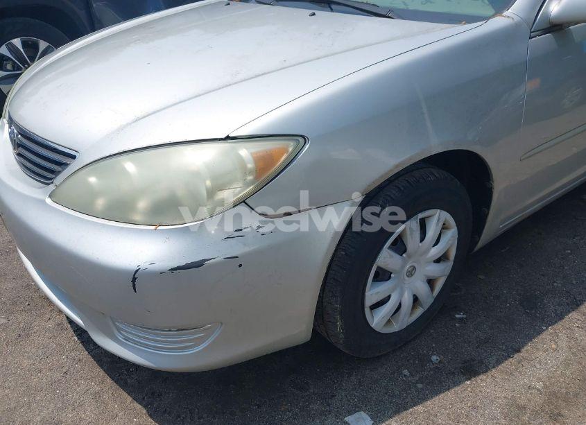 Photo 6 of 2005 Toyota Camry LE (VIN 4T1BE32K35U572220)