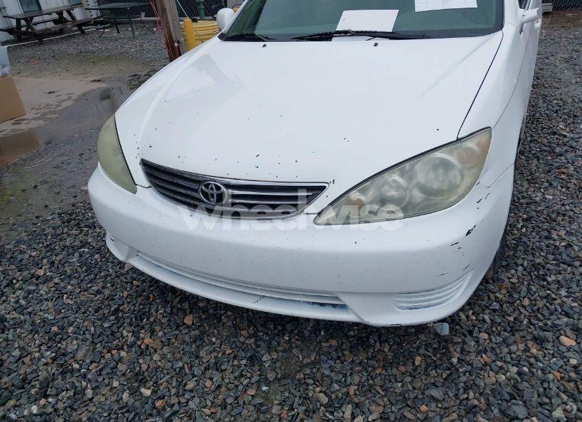 Photo 13 of 2005 Toyota Camry LE (VIN 4T1BE32K35U577708)
