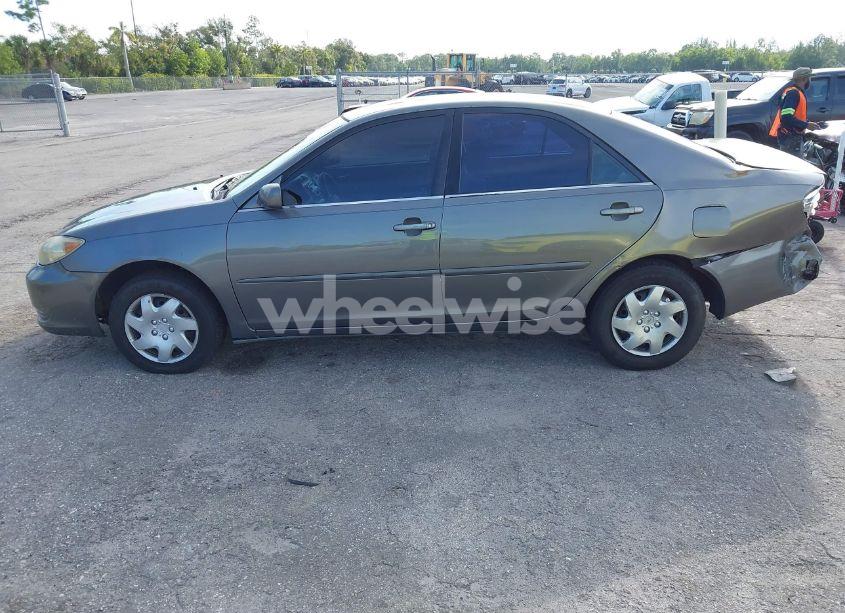 Photo 14 of 2005 Toyota Camry LE (VIN 4T1BE32K35U583878)