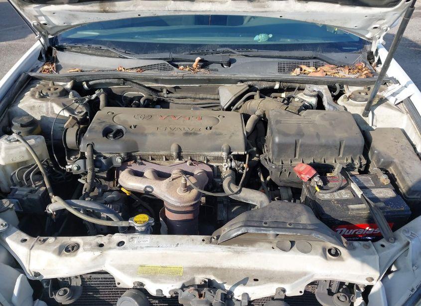 Photo 10 of 2005 Toyota Camry LE (VIN 4T1BE32K35U586070)