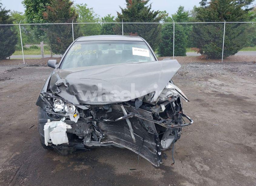 Photo 12 of 2005 Toyota Camry LE (VIN 4T1BE32K35U599742)