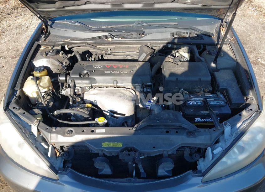 Photo 10 of 2005 Toyota Camry LE (VIN 4T1BE32K35U633002)