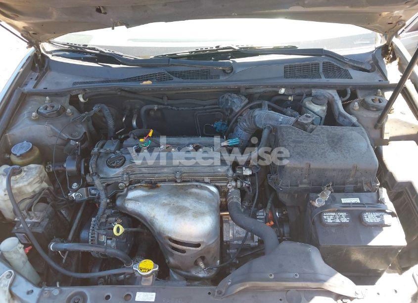 Photo 10 of 2005 Toyota Camry STD (VIN 4T1BE32K35U970060)