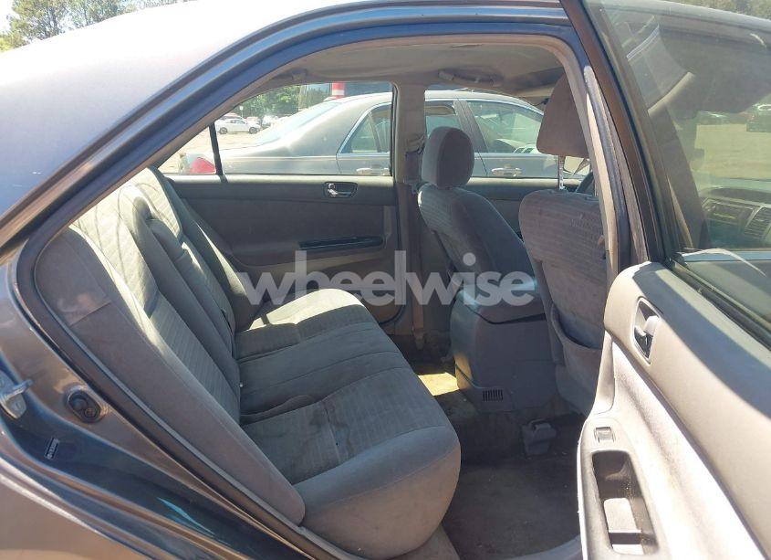 Photo 8 of 2005 Toyota Camry STD (VIN 4T1BE32K35U970060)