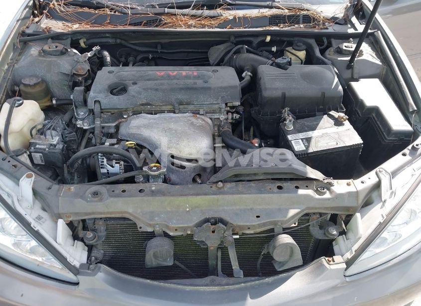 Photo 10 of 2005 Toyota Camry LE (VIN 4T1BE32K35U978160)