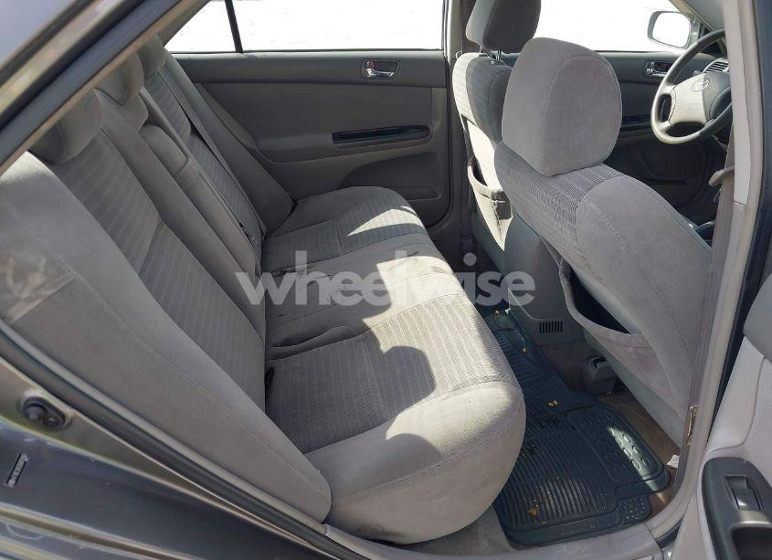 Photo 8 of 2005 Toyota Camry LE (VIN 4T1BE32K35U978160)