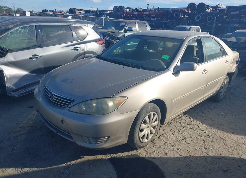 Photo 2 of 2006 Toyota Camry LE (VIN 4T1BE32K36U135402)