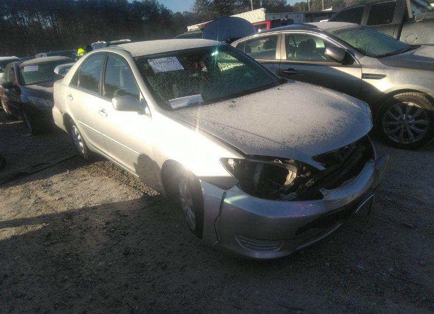 2006 Toyota Camry LE (VIN 4T1BE32K36U152104) main photo