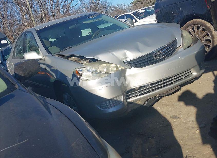 2006 Toyota Camry LE (VIN 4T1BE32K36U153138) main photo
