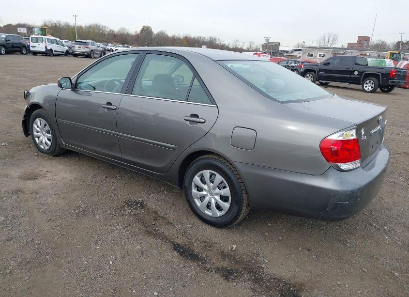 Photo 3 of 2006 Toyota Camry LE (VIN 4T1BE32K36U721243)