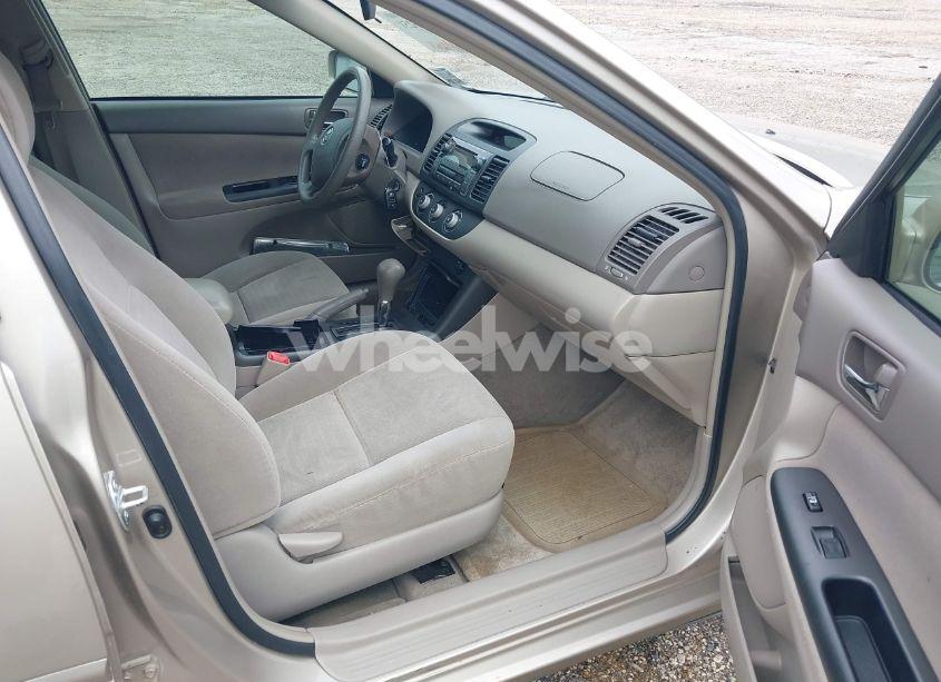 Photo 5 of 2006 Toyota Camry LE (VIN 4T1BE32K36U729987)