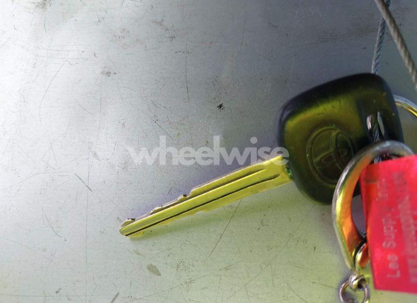 Photo 11 of 2002 Toyota Camry LE (VIN 4T1BE32K42U014095)